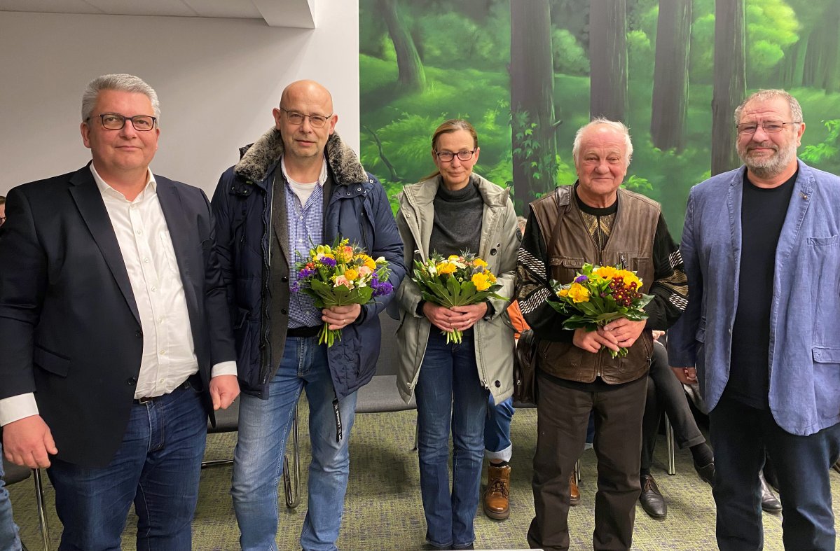 Von links: Michael Schwuchow, Roland Smolka, Ute Koglin, Lothar Marx und Roland Scharp Von links: Michael Schwuchow, Roland Smolka, Ute Koglin, Lothar Marx und Roland Scharp